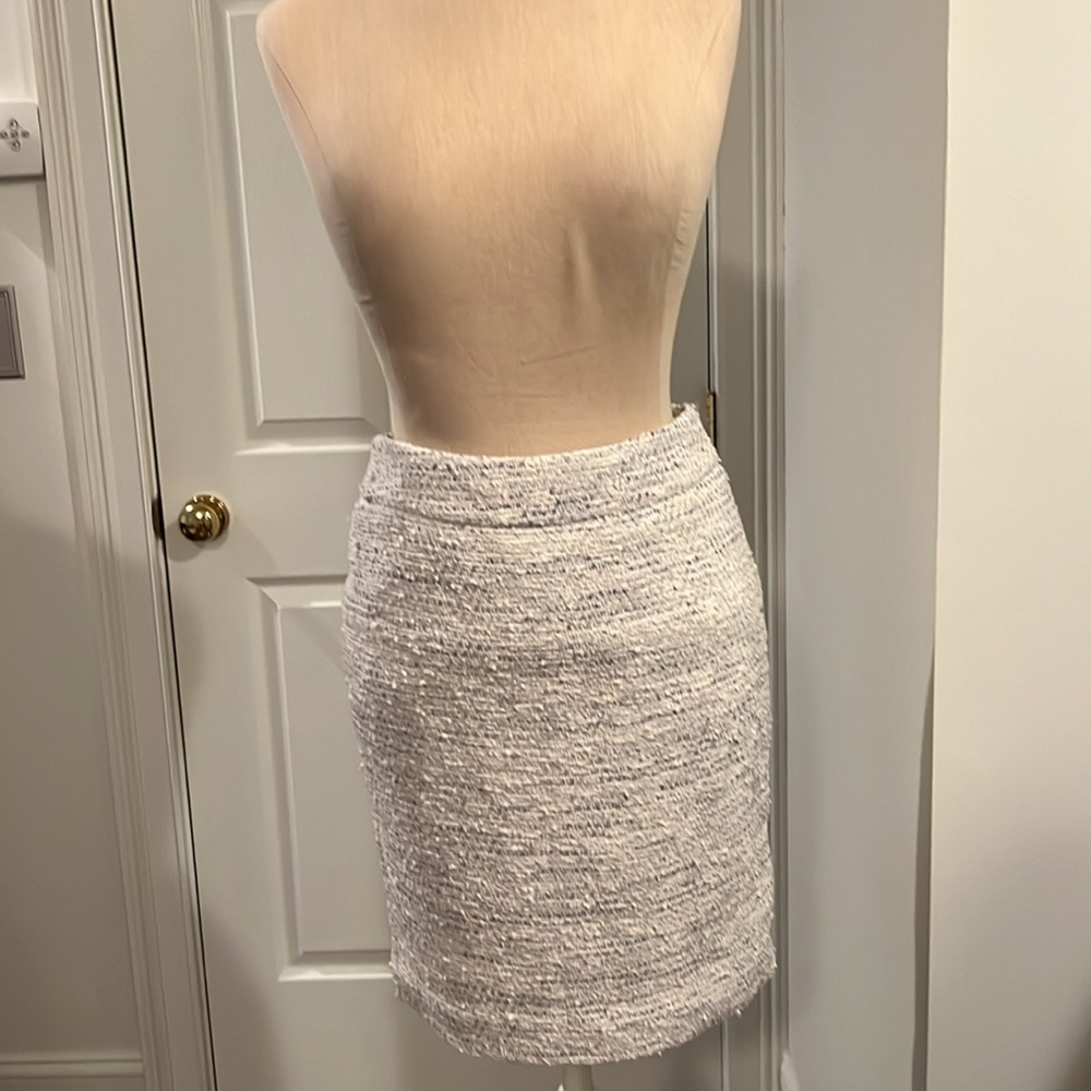 And Taylor, size zero petite skirt, white, and blue - Picture 2 of 3